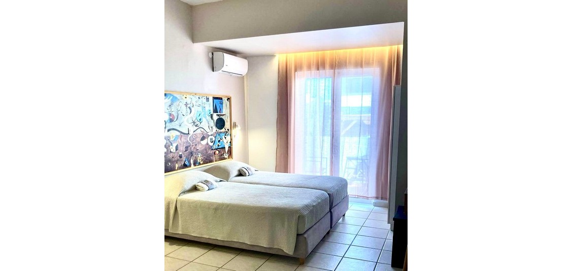 Superior Pool-view Studio - 2 adults