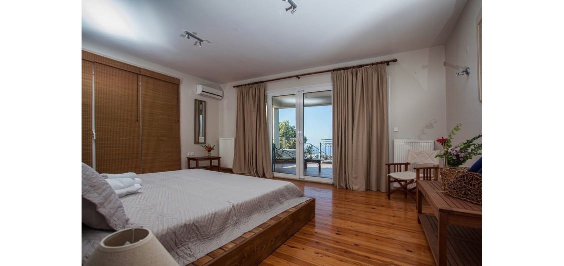 Bedrooms - Villa - 10 persons