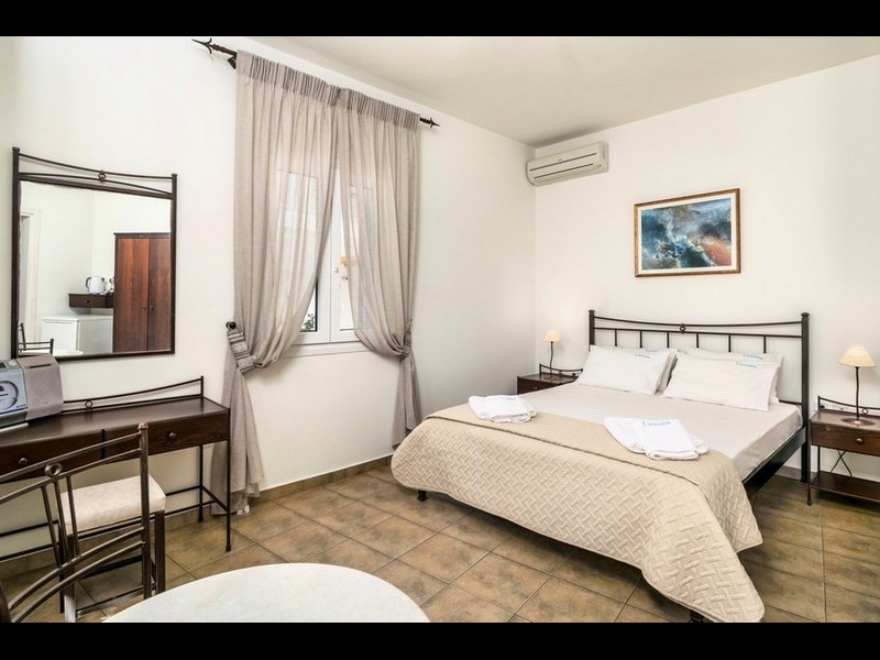 Monolocale 6 con vista giardino