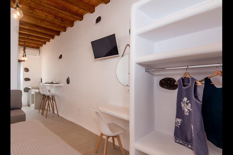 Estúdio Deluxe com Vista Parcial Mar e Banheira de Hidromassagem Exterior 28m<sup>2</sup> (2-3 pessoas)