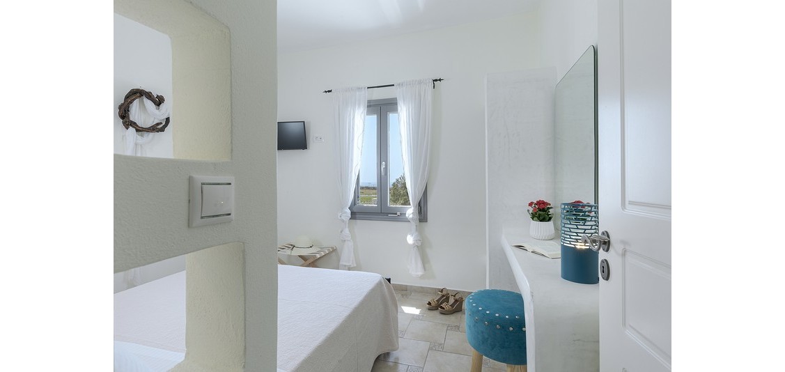 Bedrooms - Villa with Caldera view - 6 persons