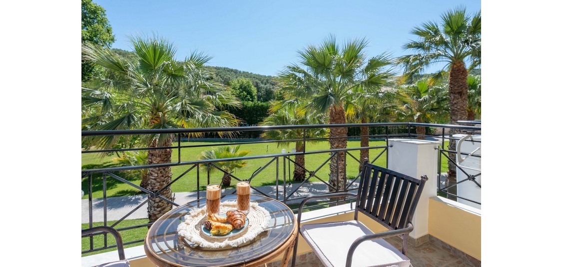 Studio Superior - 2-3 persoane