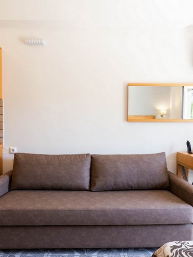 Studio Superior - 2-3 persoane