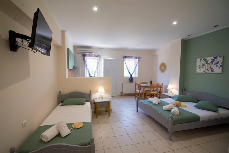 Estudio con vistas al jardín - Νο.3 - 35m<sup>2</sup> (2-4 personas)