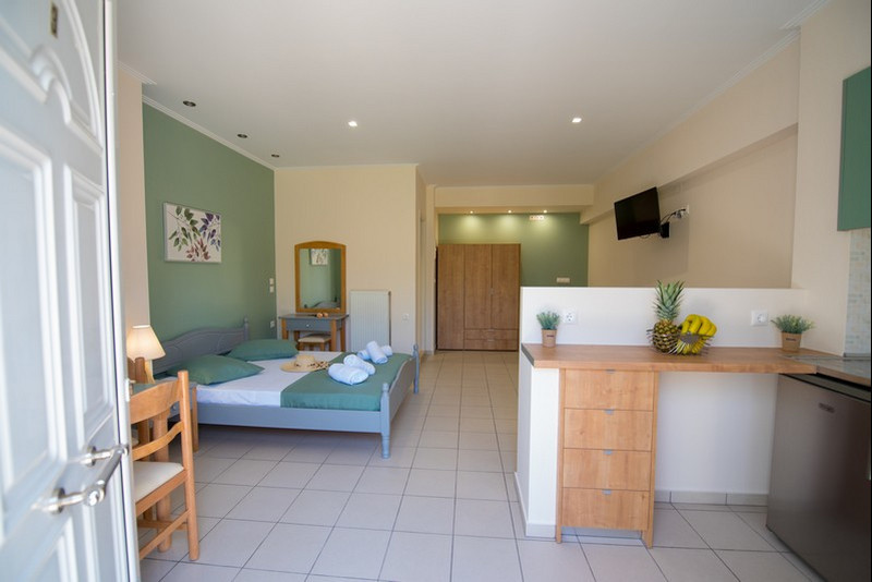 Estudio con vistas al jardín - Νο.3 - 35m<sup>2</sup> (2-4 personas)