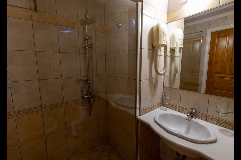 Villa mit privatem Pool mit Meerblick - Fivos