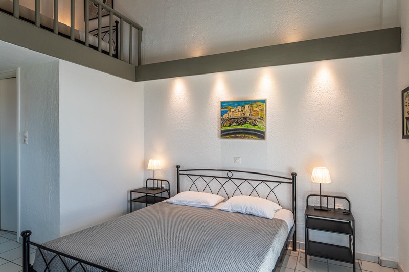 三人一室公寓 #5 (三楼)