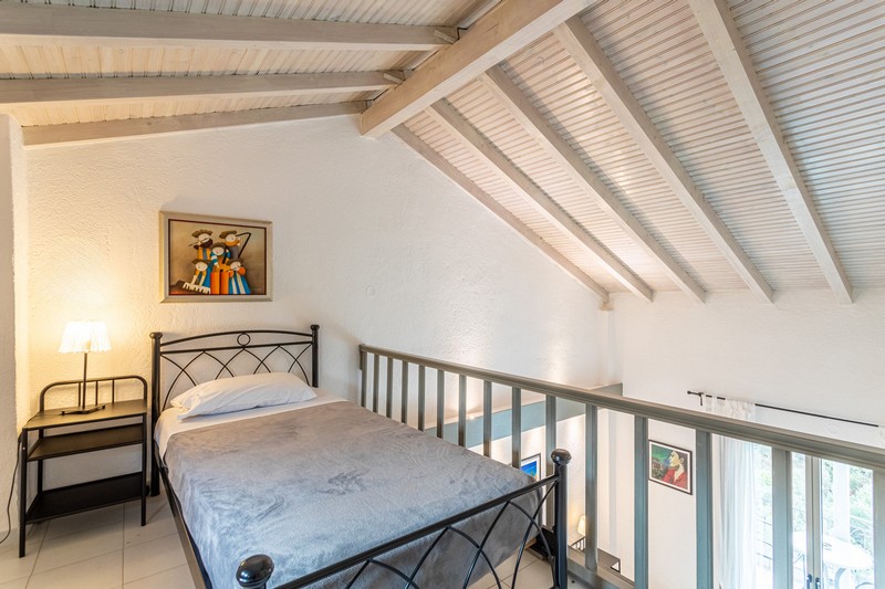 三人一室公寓 #7 (三楼)