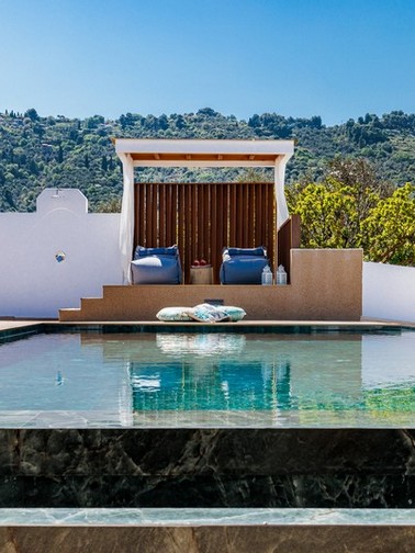 户外空间 - 别墅（4-6 人）