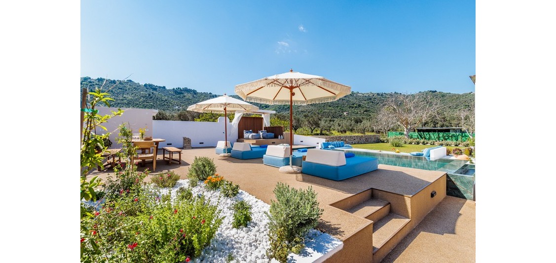 户外空间 - 别墅（4-6 人）