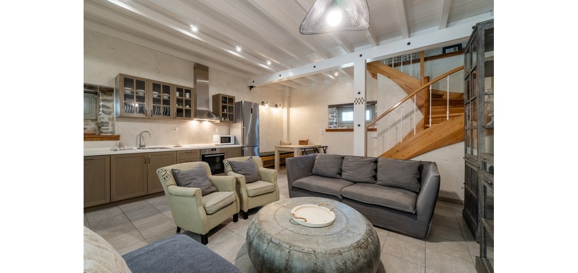 别墅 - Grey（4 位成人, 1 名儿童）