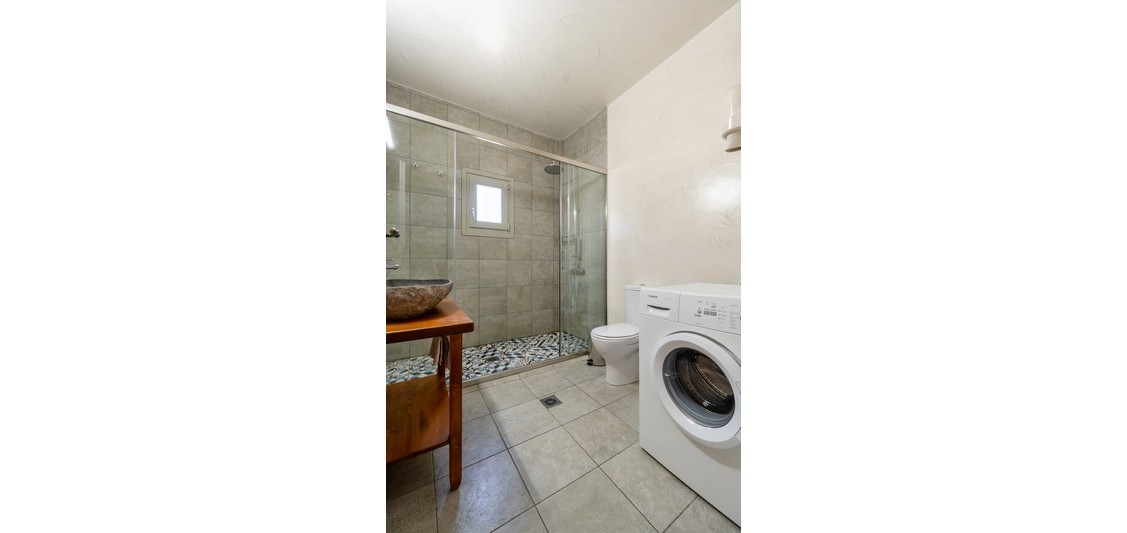 别墅 - Grey（4 位成人, 1 名儿童）