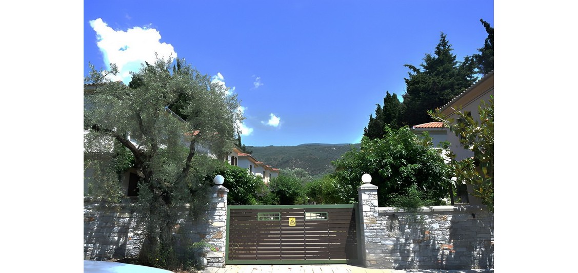 Συγκρότημα Κατοικιών στα Καλά Νερά Πηλίου