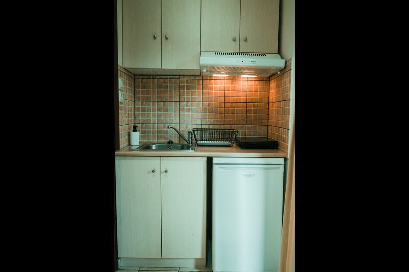 Studio mit Balkon und Bergblick