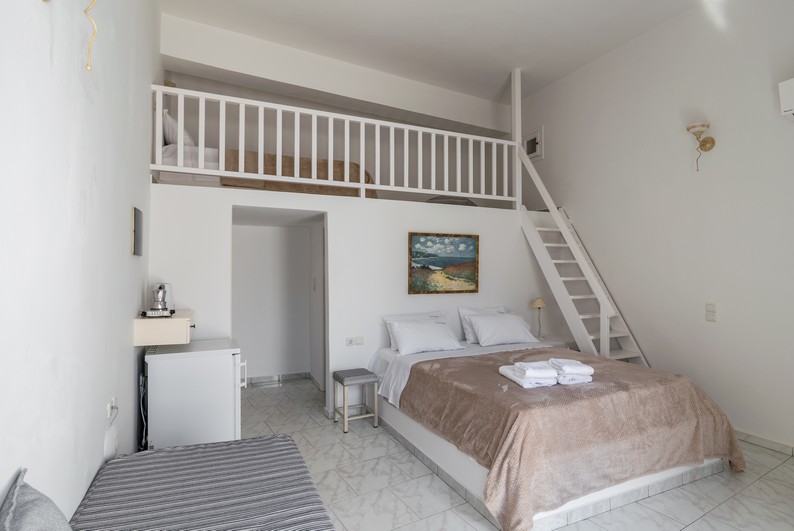Traditional room 1