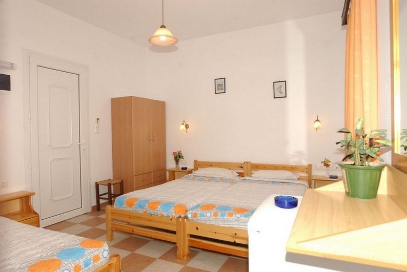 Triple Room (1-3 persons)