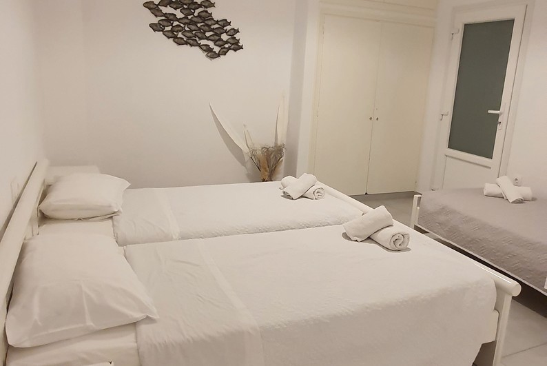 Deluxe Triple Room (ground floor)