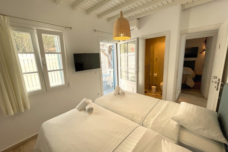 Double or Twin Room with patio - Atrium - Νο.6